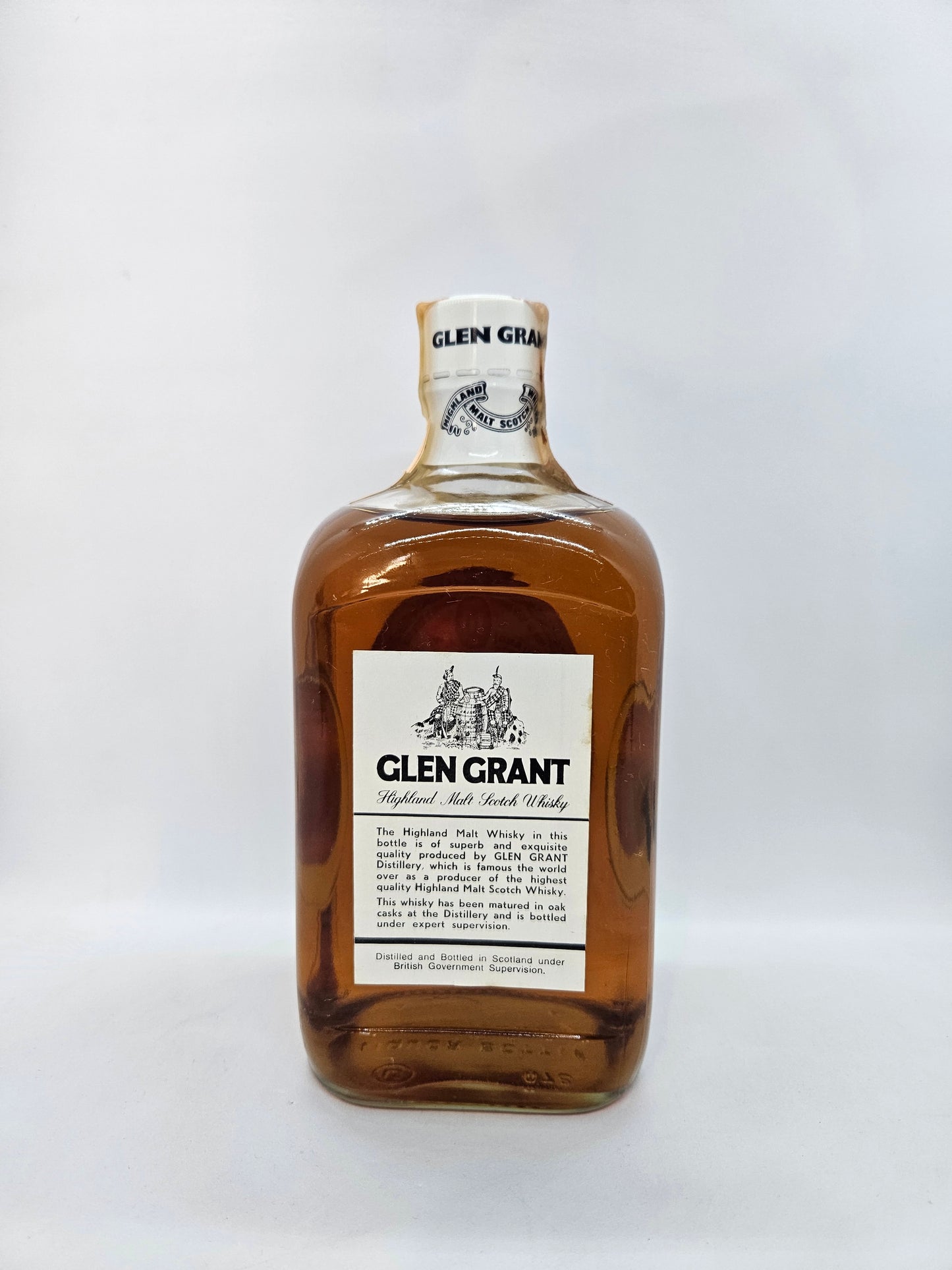 Glen Grant 10 years old highland malt scotch whisky