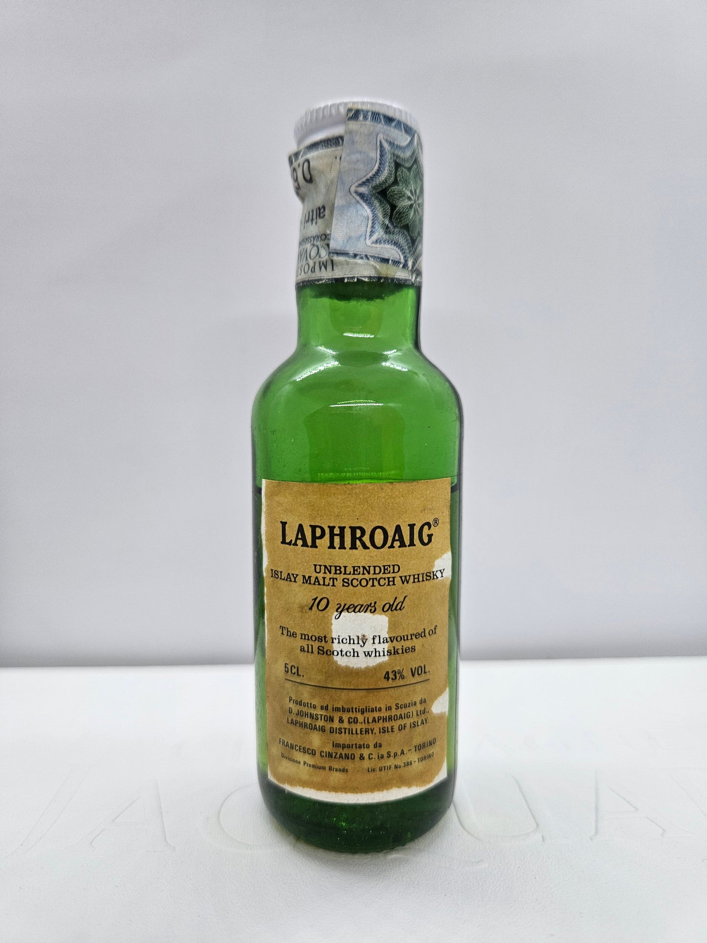 Laphroaig 10 years old Unblended Islay malt scotch whisky miniature