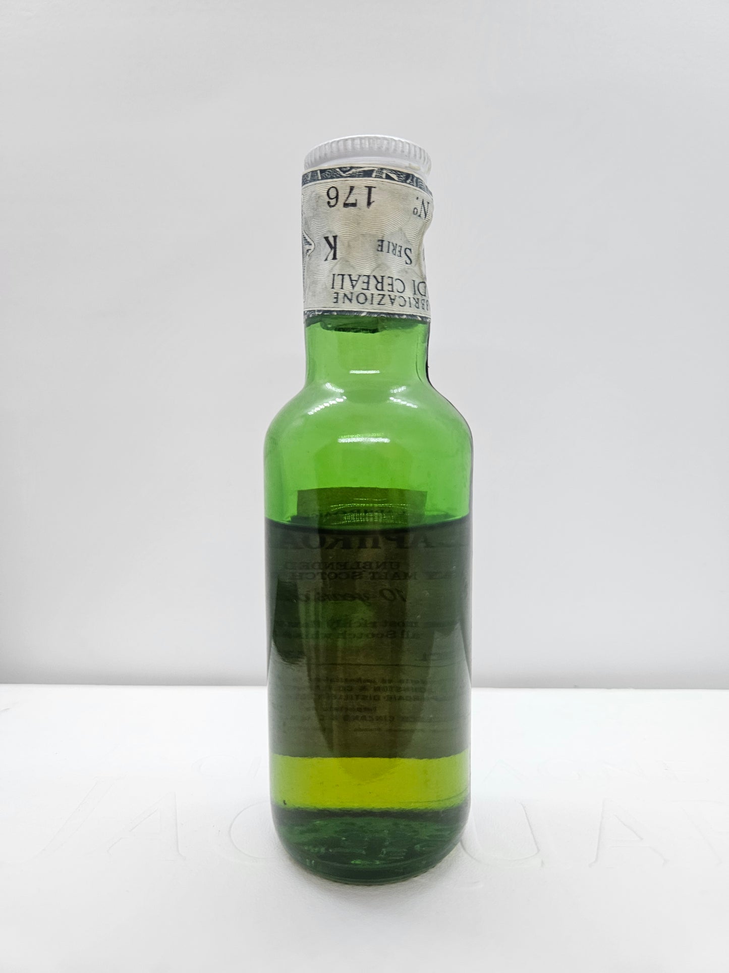 Laphroaig 10 years old Unblended Islay malt scotch whisky miniature