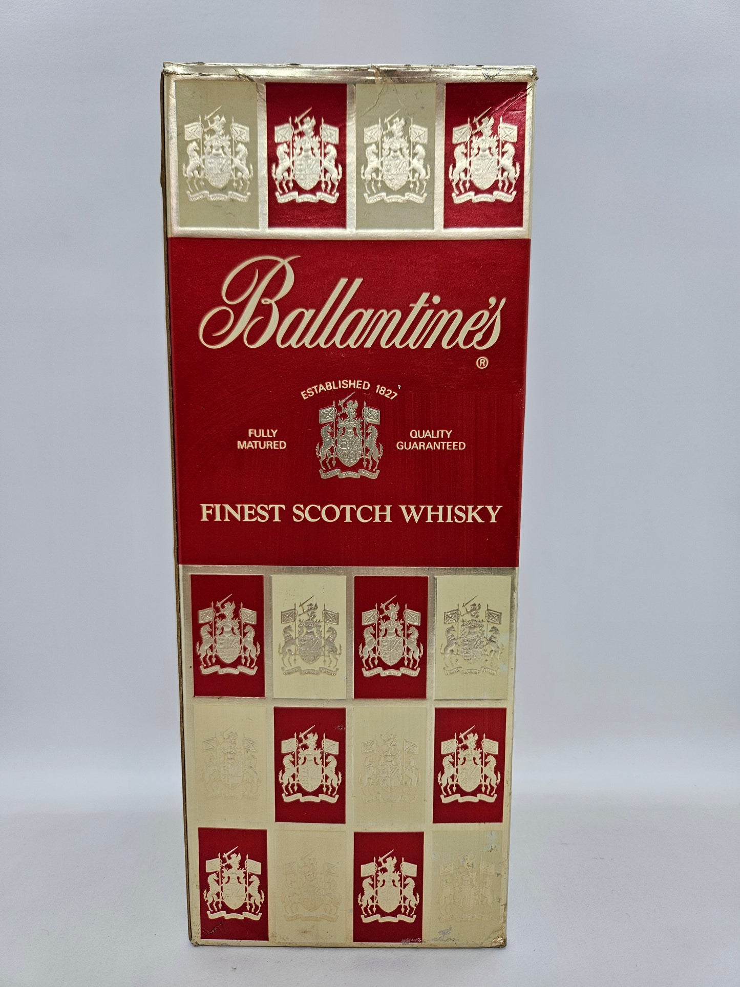 Ballantine's finest blended scotch whisky bottle cork