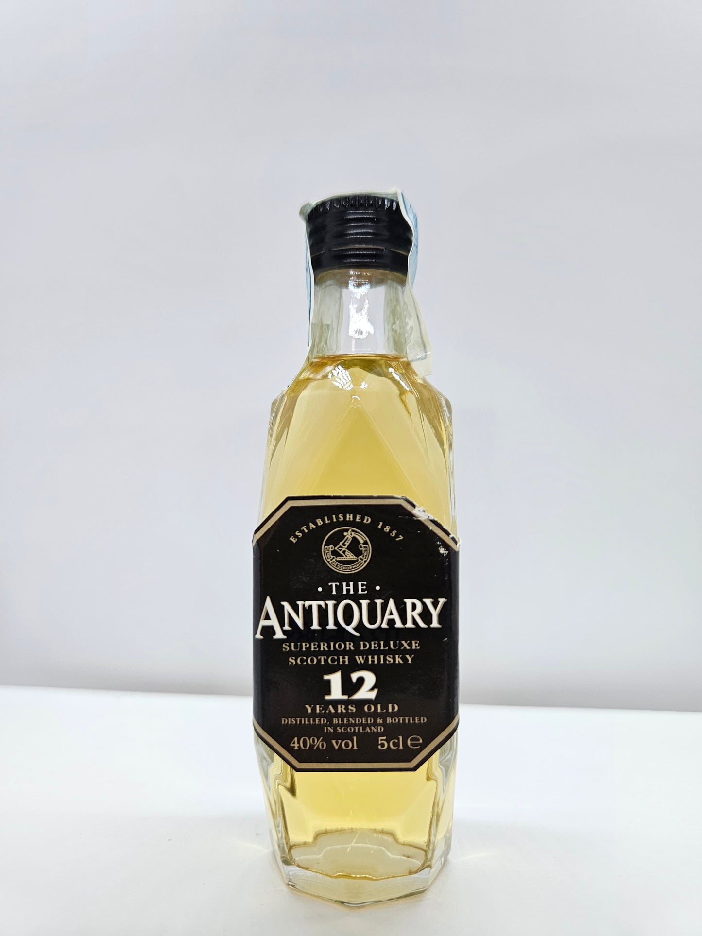 The Antiquary 12 years old scotch whisky