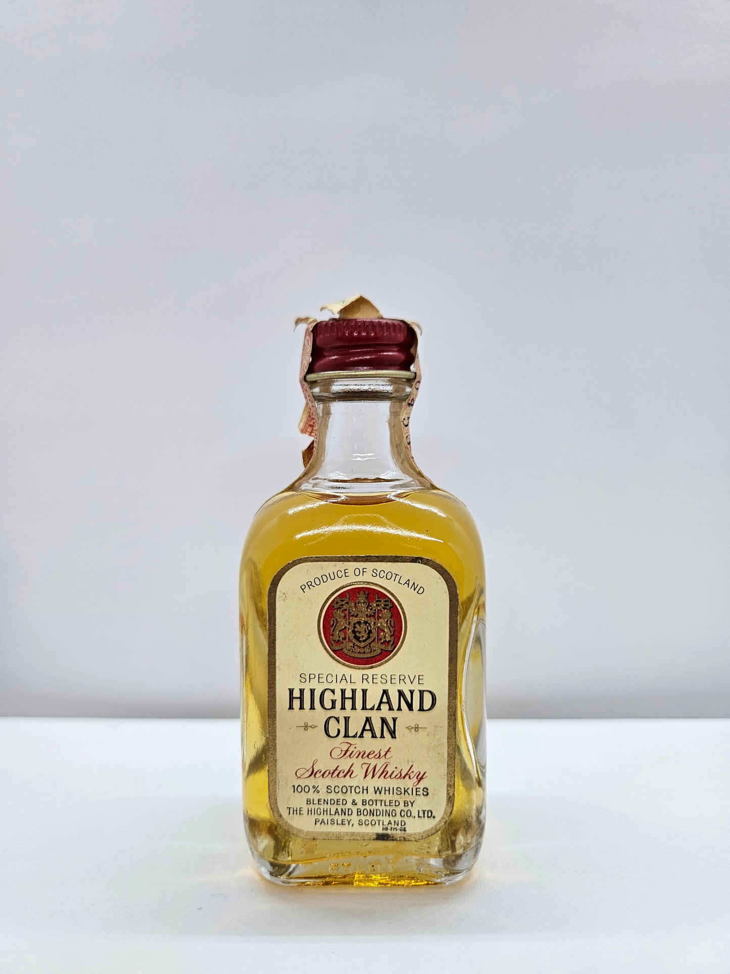 Highland Clan scotch whisky