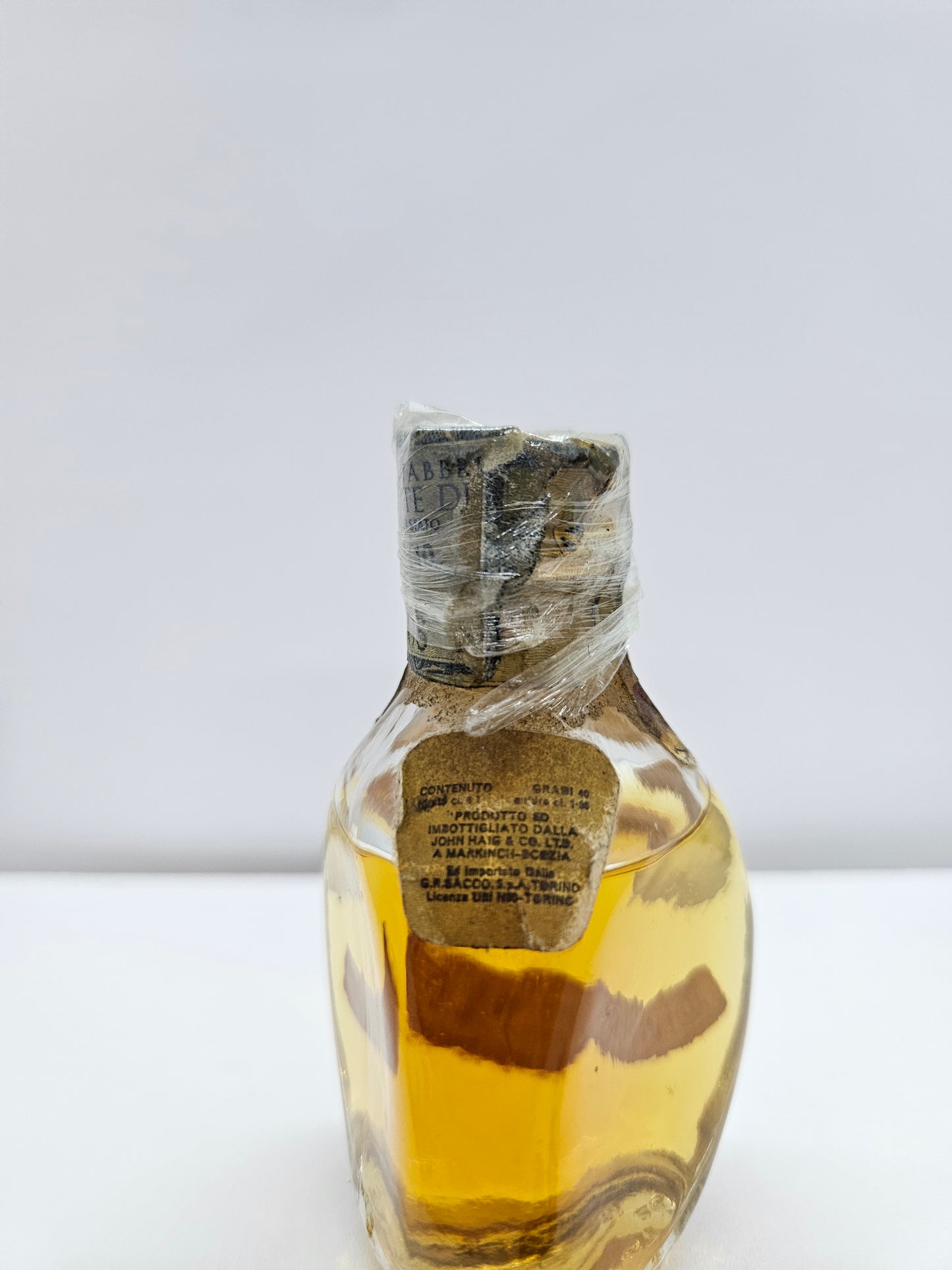 Dimple 12 years old Scotch Whisky