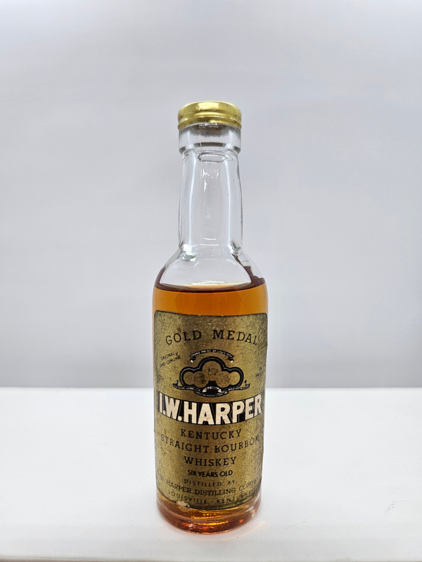 I. W. Harper Kentucky Straight Bourbon Whiskey