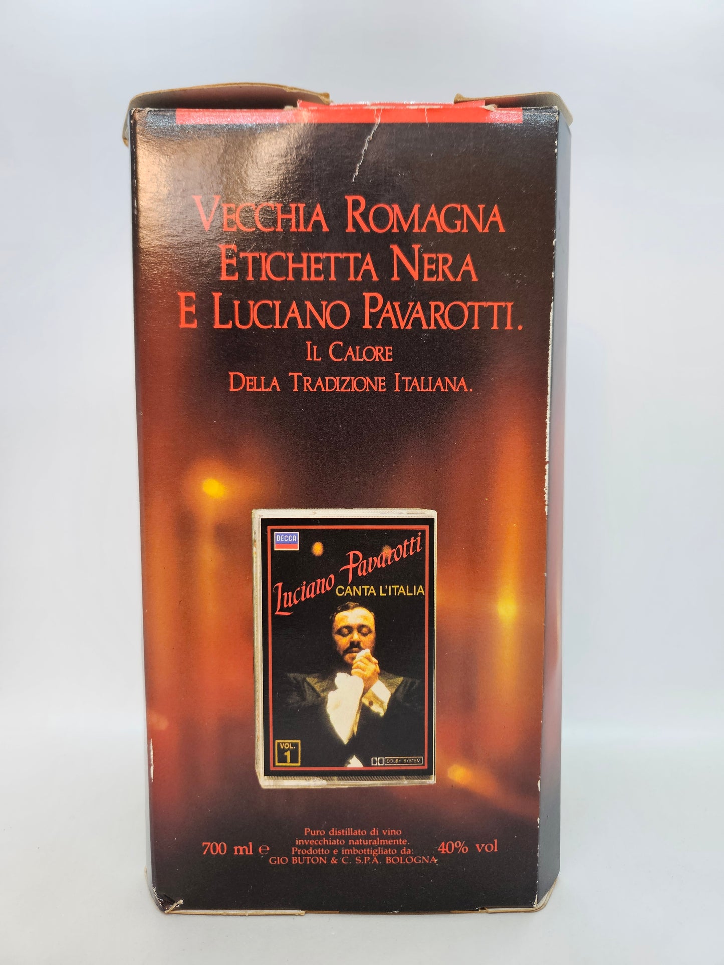 Luciano Pavarotti Vecchia Romagna etichetta nera brandy