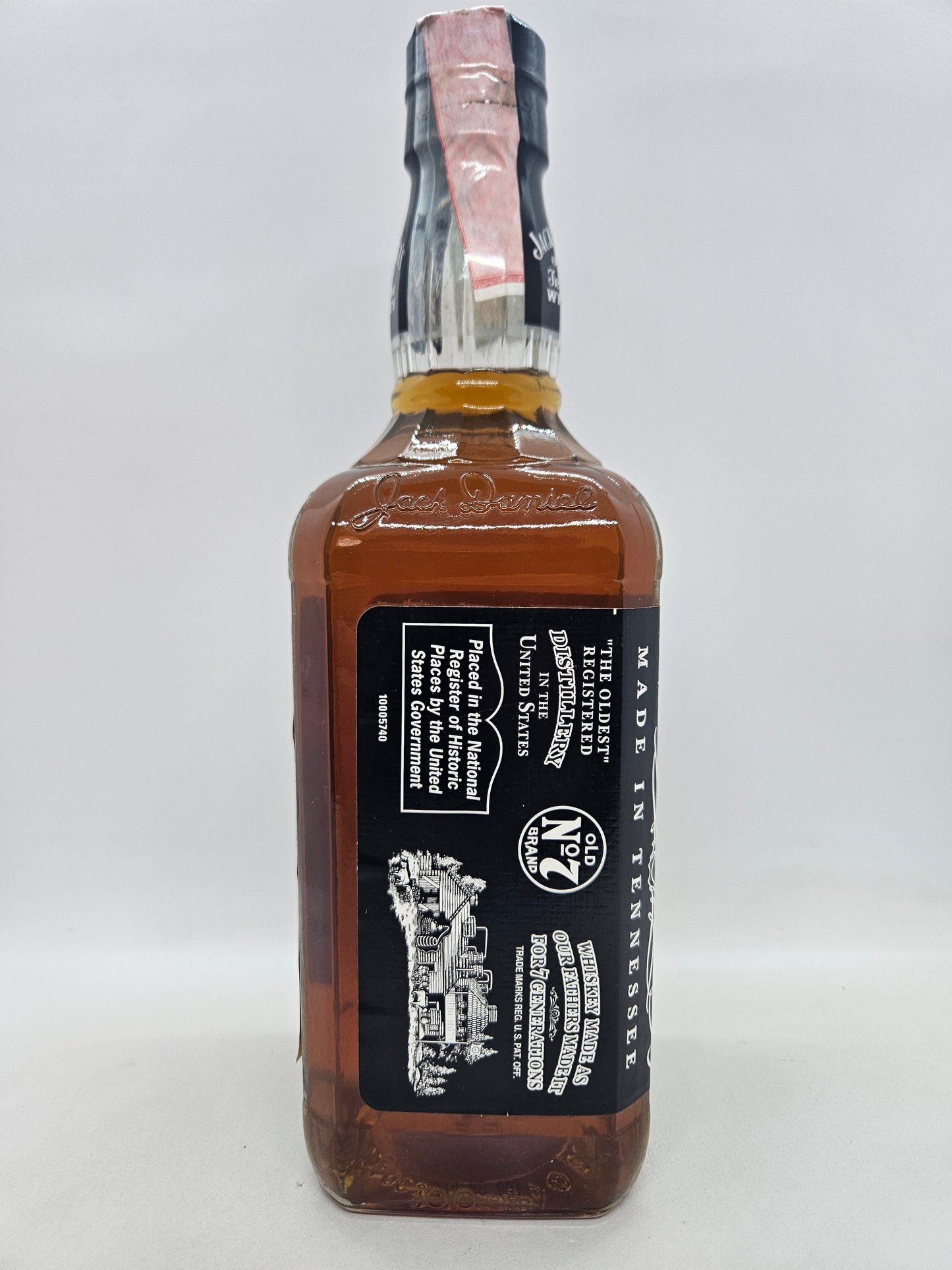Jack Daniel's Old No. 7 Tennessee sour mash whiskey 2004