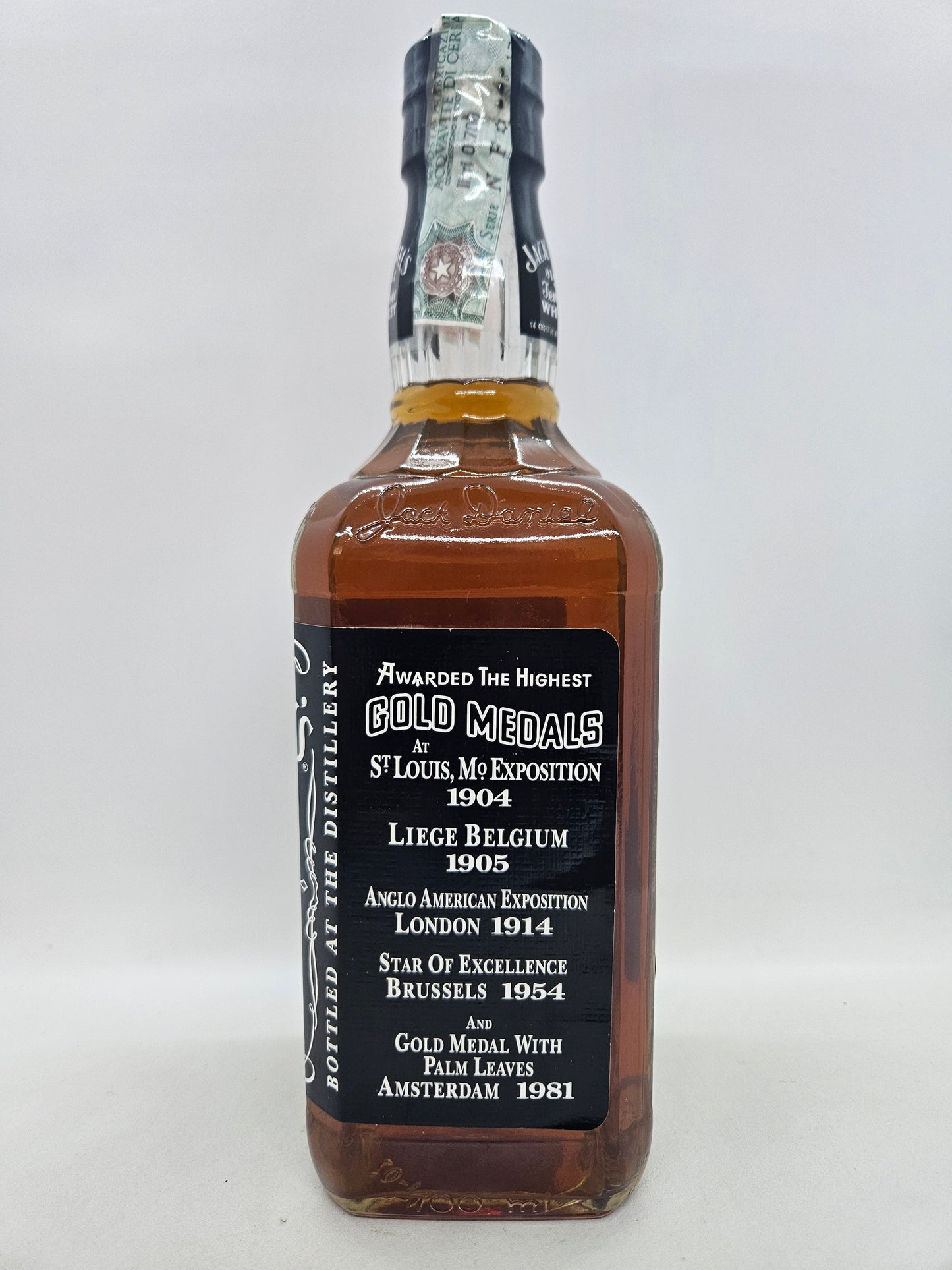 Jack Daniel's Old No. 7 Tennessee sour mash whiskey 2004