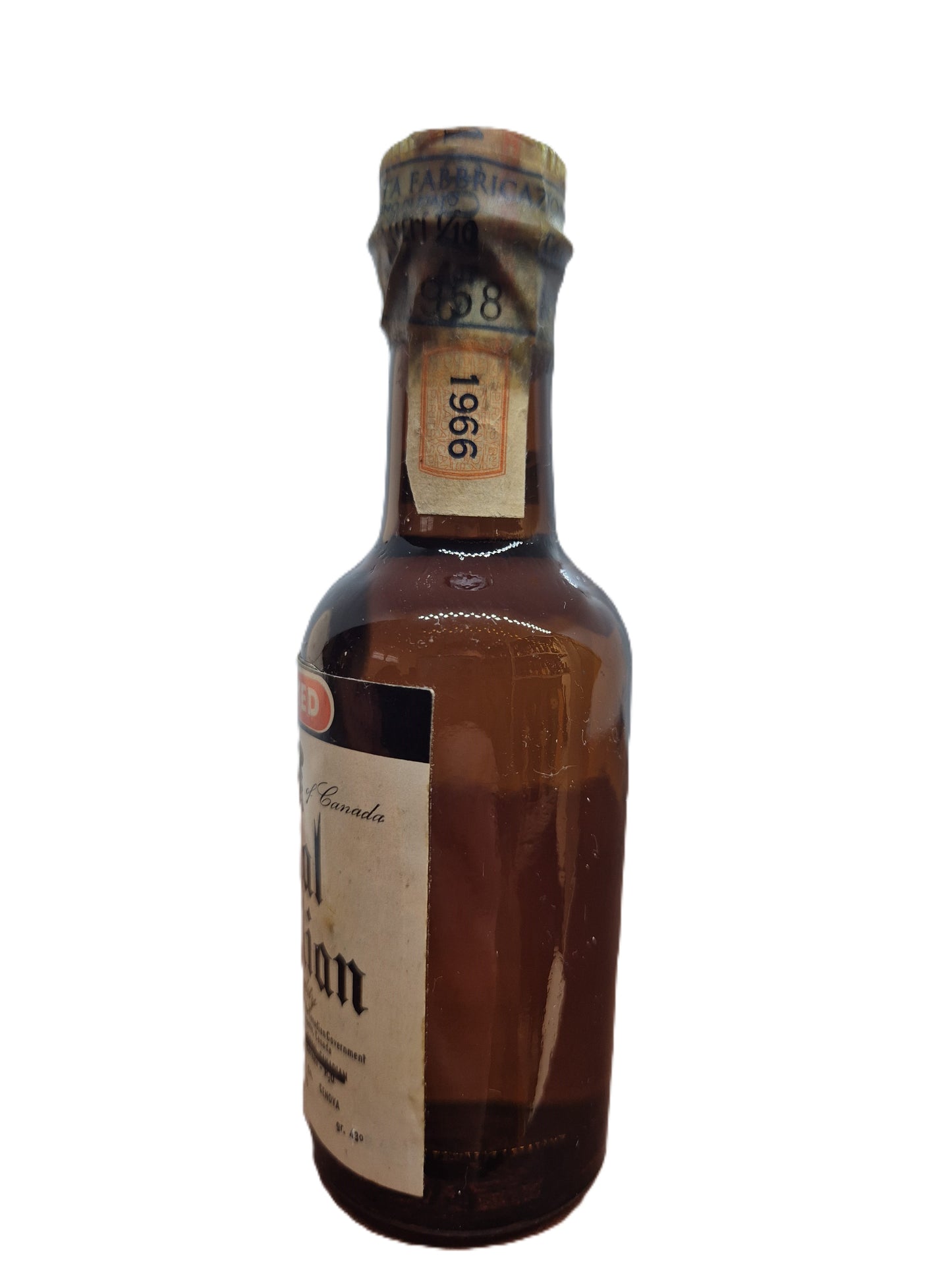 Royal Canadian aged 3 years Blended canadian whisky miniature/mignon