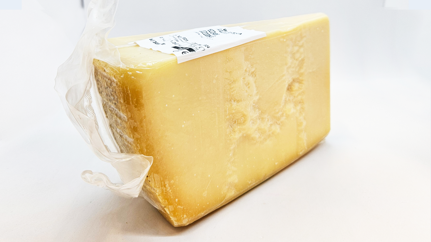 Parmigiano Reggiano DOP 16 mesi Caseificio di Rosola Zocca trancio da 1,00 kg