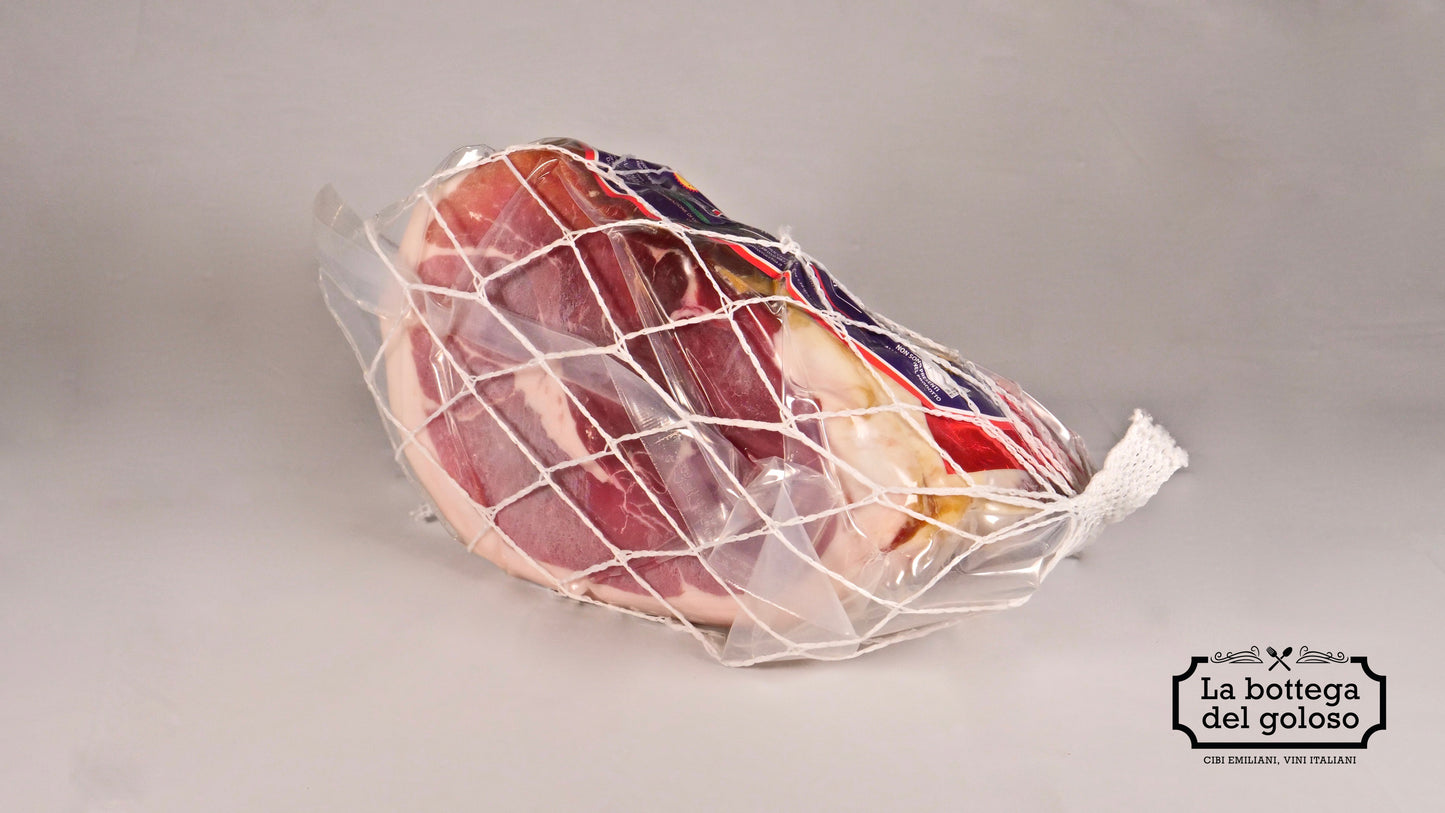 Prosciutto di Parma dop trancio da 3,900 kg.