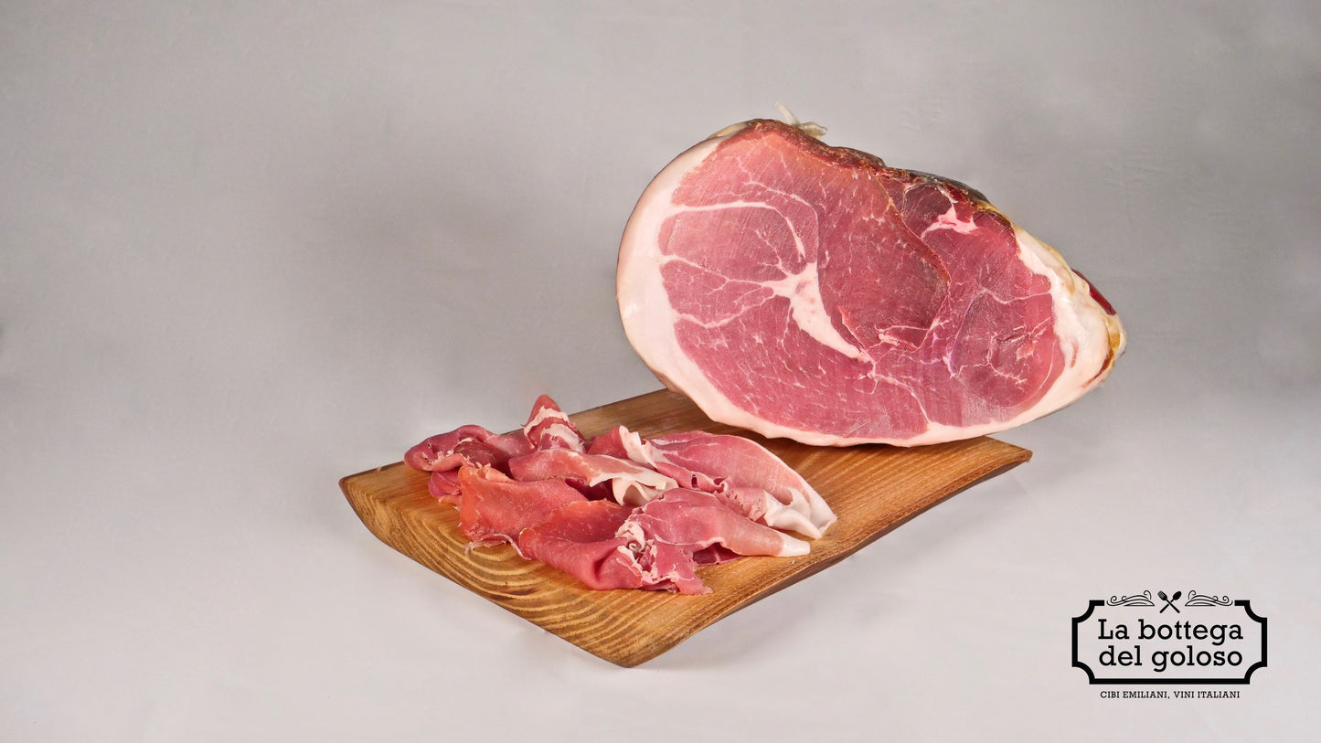 Prosciutto di Parma dop trancio da 3,900 kg.