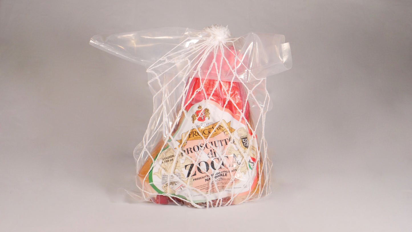 Prosciutto crudo di Zocca intero disossato da 8,000 kgs, stagionatura 28 mesi. Prosciuttificio Verucchia