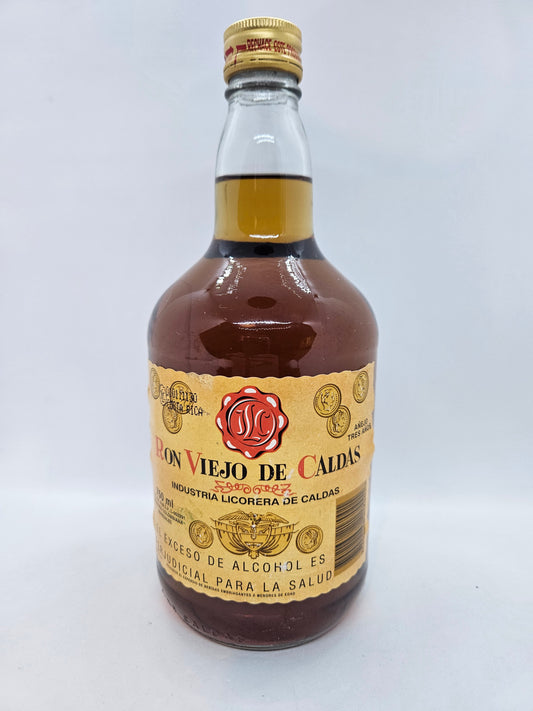 Ron Viejo de Caldas tre anos rum