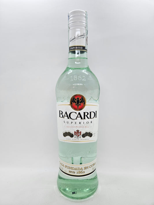 Bacardi Superior ron carta blanca cubano rum