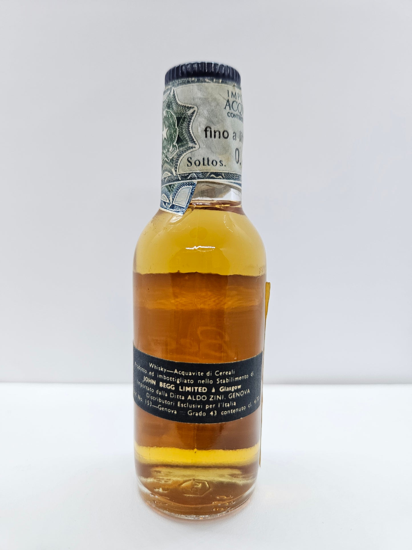 John Begg blue caps scotch whisky