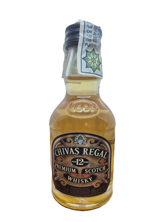 Chivas regal 12 years old blended Scotch Whisky miniature/mignon