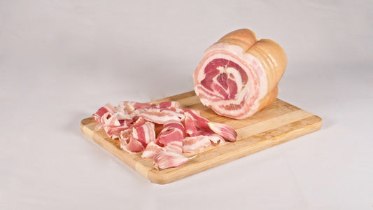 Pancetta arrotolata con aglio di montagna Salumificio Eredi Corneti Zocca trancio da 0,700 kg